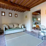 Willa Guesthost - Tuscany Dream & Barn With Swimming Pool *