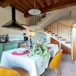 Willa Guesthost - Tuscany Dream & Barn With Swimming Pool