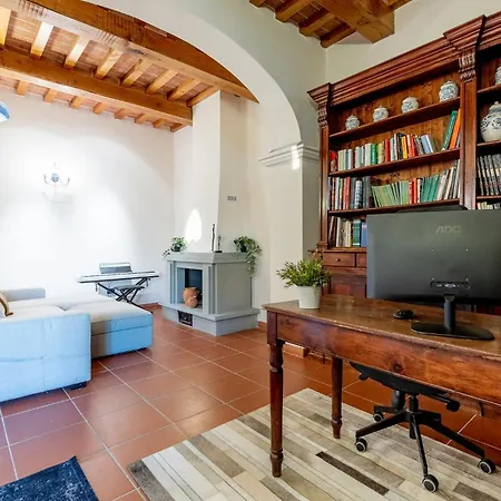 Guesthost - Tuscany Dream & Barn With Swimming Pool Willa *