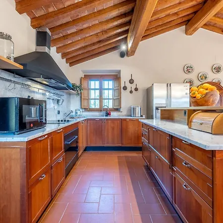 Guesthost - Tuscany Dream & Barn With Swimming Pool Willa